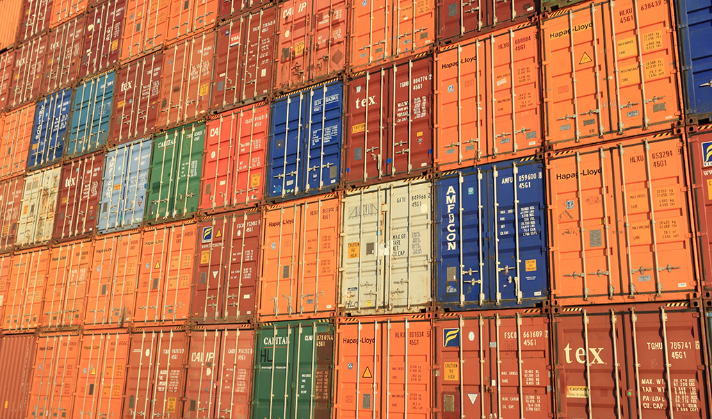 Codes Organizations to Develop New Guidelines on Shipping Containers as Building Components