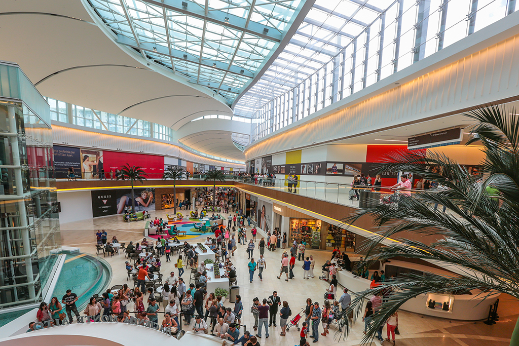 More People are Going to the Mall to Eat at the Food Court, Not Shop, UBS Says