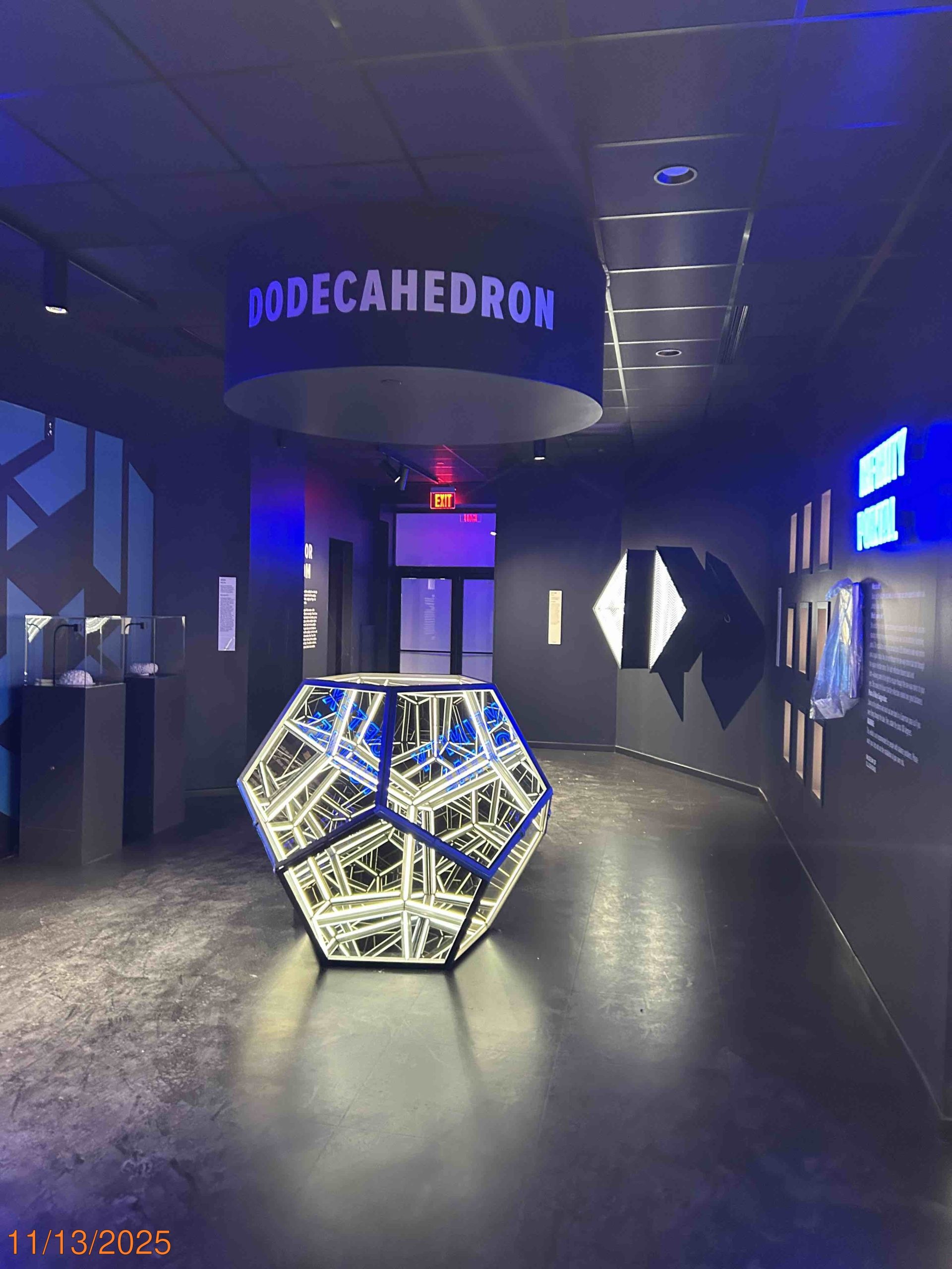 Museum of Illusions lobby