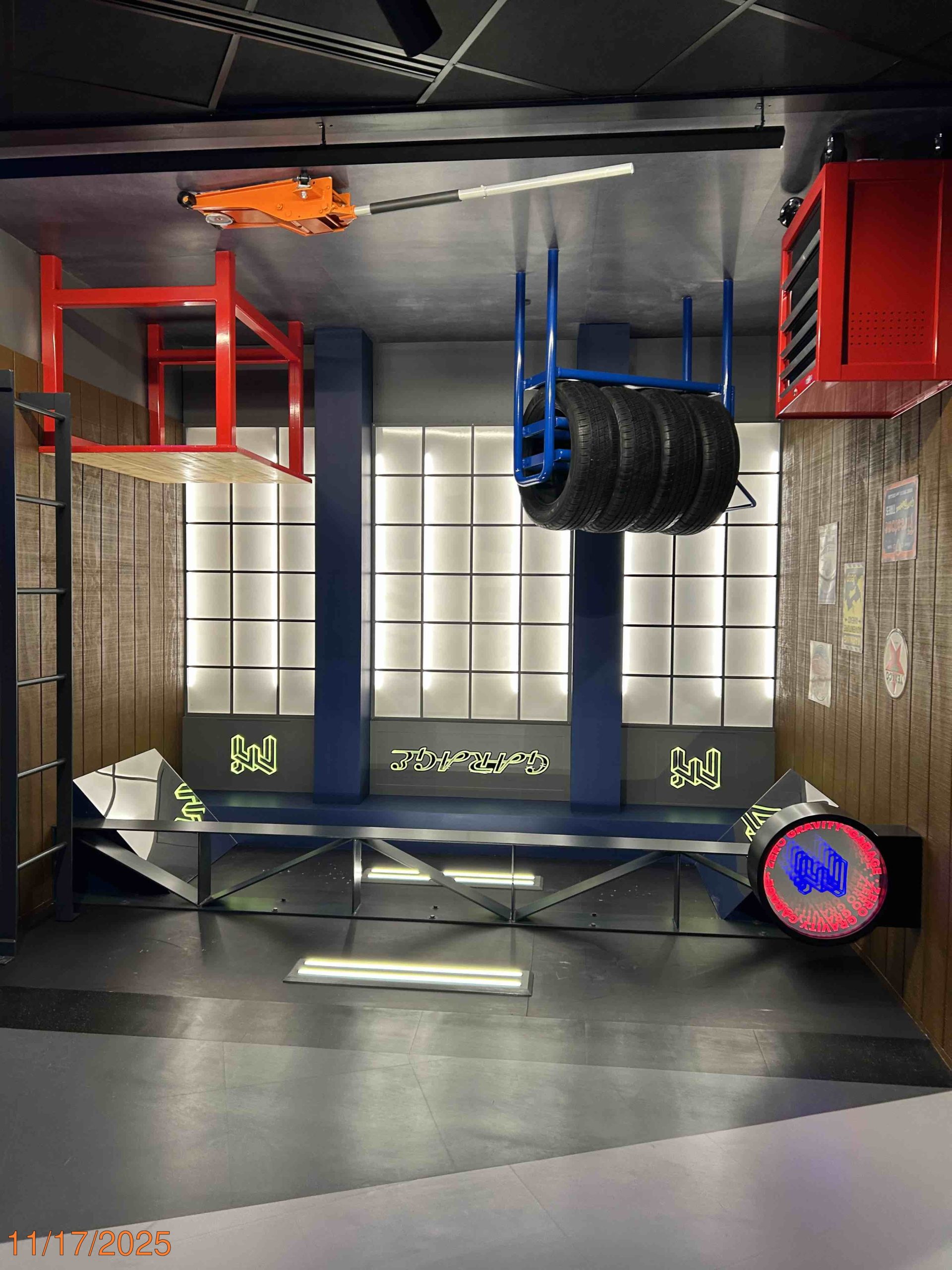 Upside down illusion