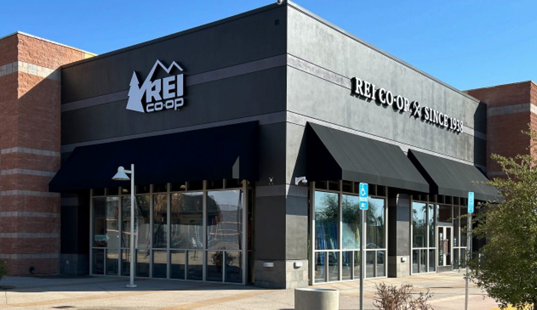 REI